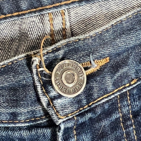 Burberry London Medium Wash 34W 32L Premium Denim Jeans Back Pock Logo Buttons - Picture 7 of 13